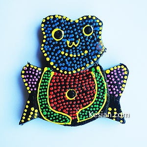 [http://www.kesian.com/images/animal-magnet/bali-frog-colour.jpg]